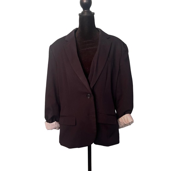 Merona Jackets & Blazers - Merona Navy Blue Blazer with Lining Sleeve Detail